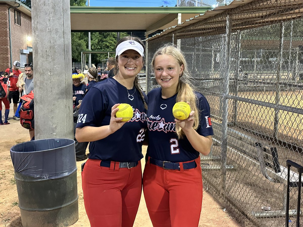 IndyDoran's tweet image. Big bracket win to start. The bats stay hot!! #lastrun