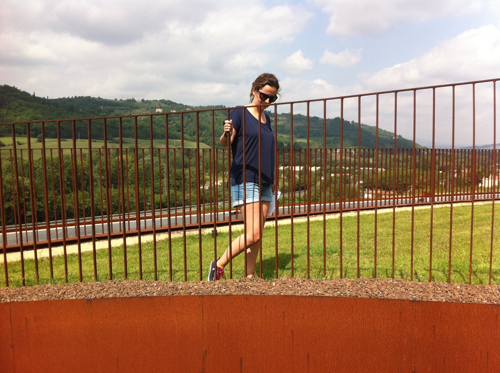 A long time ago (back to 2014 😅) one of the most beautiful visit that I ever made in Europe. Here an extraordinary symbiosis between landscape, architecture and wine #lovefromtuscany #travel #winetasting #wine The Best Vineyard in Europe 2022 <a href="/AntinoriFamily/">Marchesi Antinori</a>