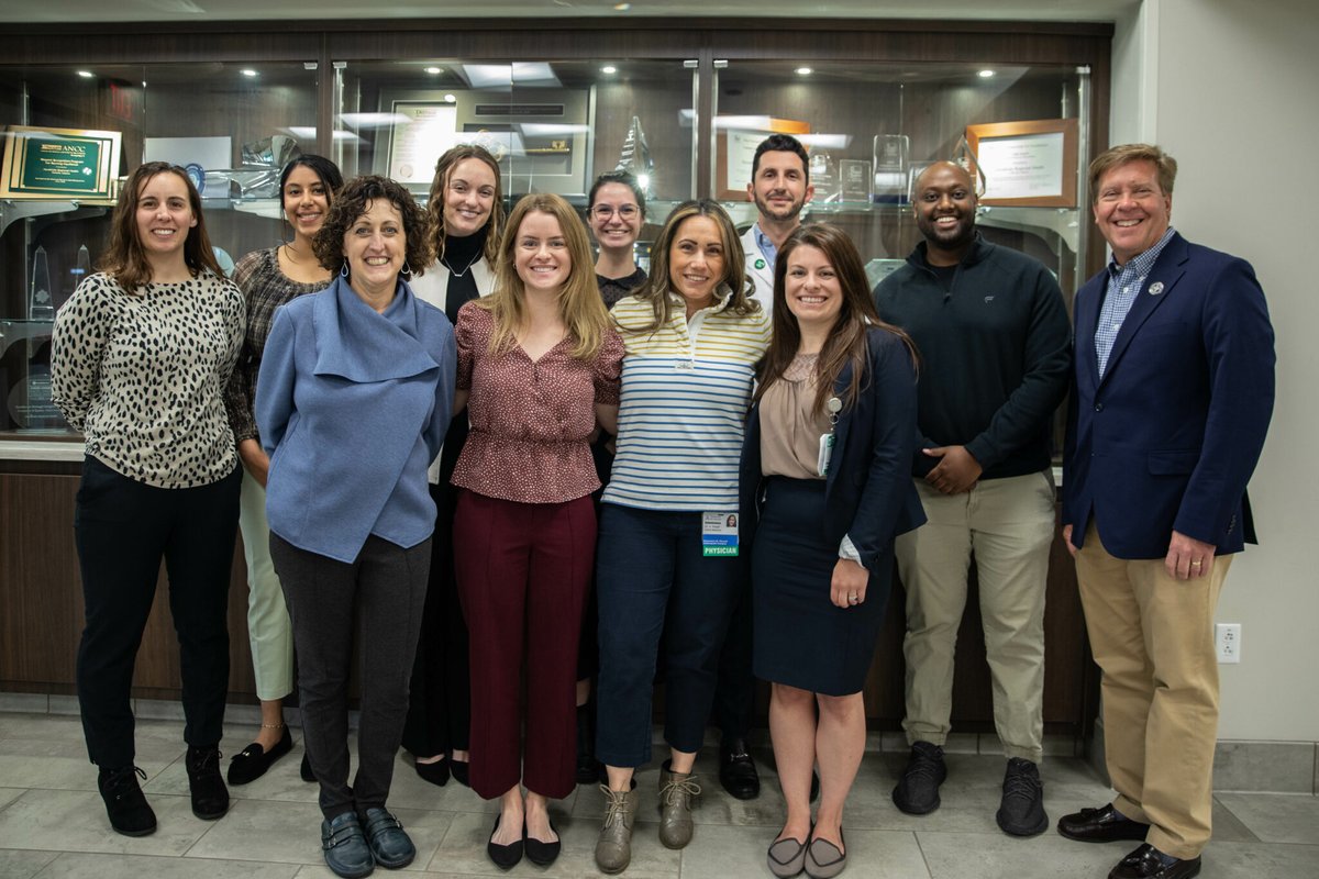 HendricksHealth's tweet photo. #TYT: Congratulations to our medical students from Marian University College of Osteopathic Medicine on finishing their clinical rotations! Thank you for your dedication &amp; thank you to the Hendricks staff who made it possible! Read more. #UnstoppablePeople https://t.co/WMhm0dK1Ie https://t.co/2kBFvzx1bG