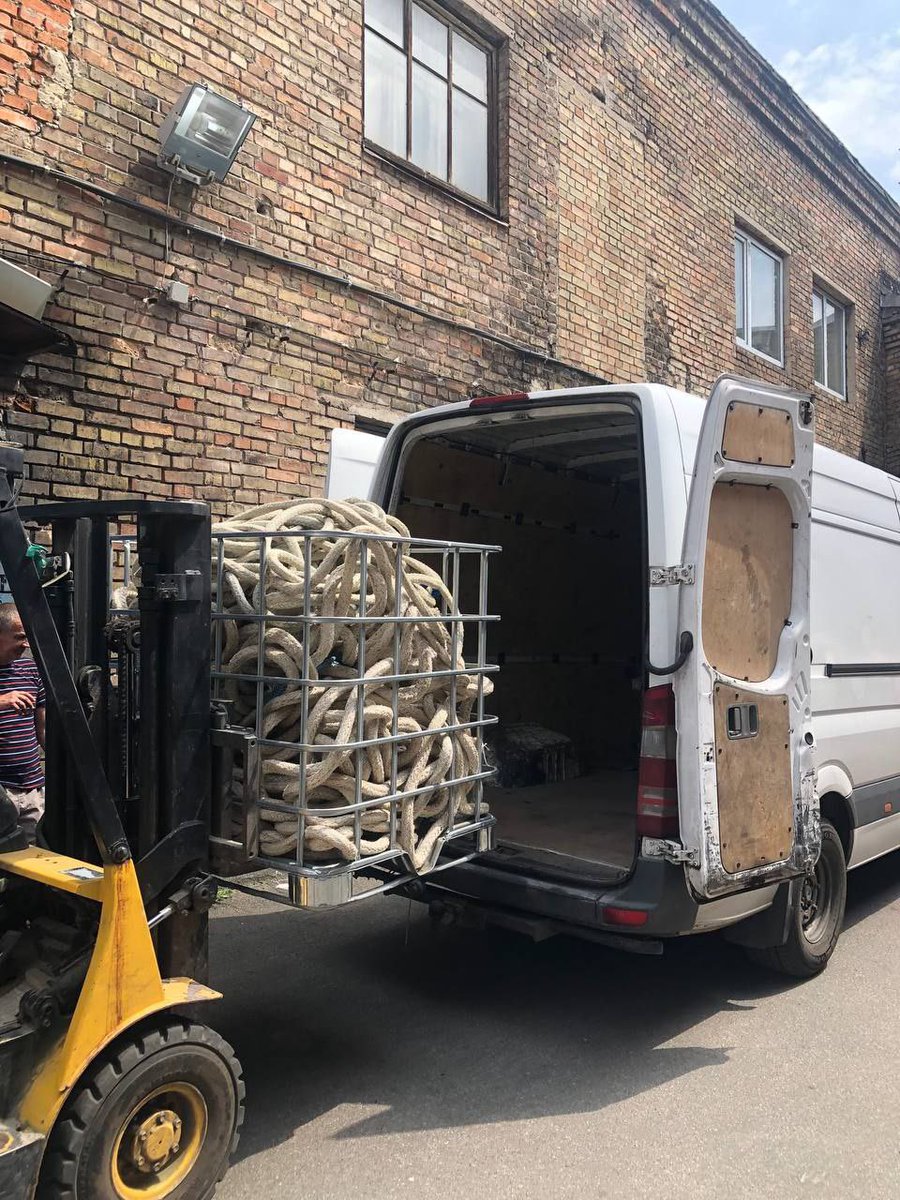 defendukraini's tweet photo. ๐จ๐ฆTOW ROPES SAVE๐บ๐ฆLIVES
Ropes from Canada
For stuck & stalled medics
in Ukraine
This one: marine duties
๐จ๐ฆโค๏ธ๐บ๐ฆ
Another pickup
For Kherson region
All the way
From Steveston, Richmond
Near Vancouver
Our #ProjectPescatore
fishing ropes
#ProjectEaster container #5
Kyiv Bakhmut https://t.co/GfXIbmE8ni