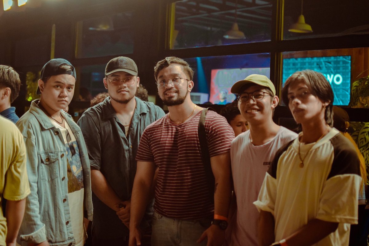 heybillieph's tweet photo. uy nag gig kami https://t.co/ZsjgDS9vUZ