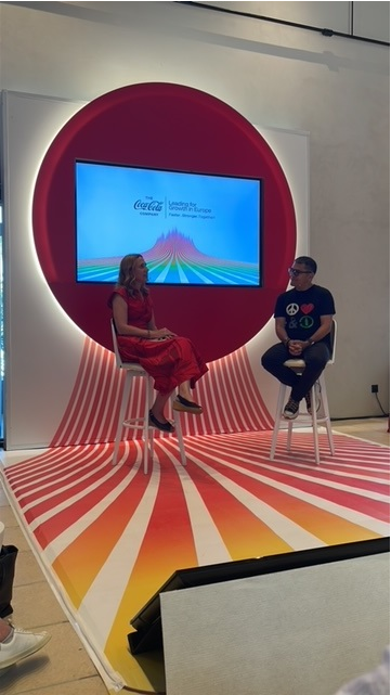 agnesefilippi's tweet photo. Had the privilege of joining @nkoumettis &amp; 120 leaders from across @CocaColaCo Europe in recent weeks to challenge ourselves as leaders to be faster, stronger, together. Looking forward to seeing how we can all grow, thrive &amp; unlock business growth in the coming months https://t.co/1Si0d4XZmG
