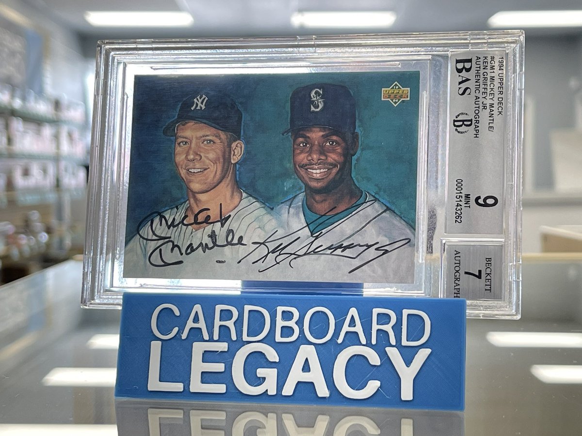 1994 Dual on card auto Mantle / Griffey open to offers 
Looking for a good home! Please repost 🙏

#baseballcards #toppsbaseball #topps #upperdeckbaseball #upperdeck #mickeymantle #kengriffeyjr #bgs #slabs #slabsforsale #ebayseller #consignment