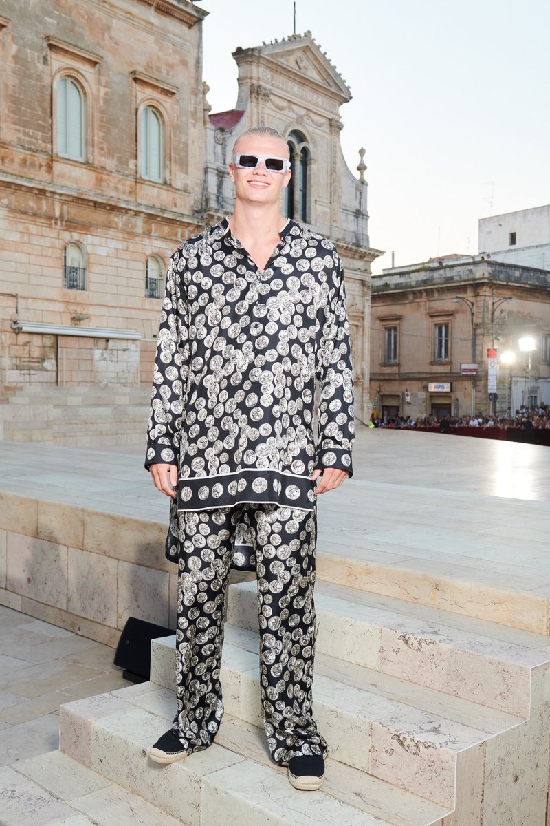 Erling's tweet photo. Big grazie for the fantastic experience 🫶🏻 @dolcegabbana #DolceGabbana https://t.co/bscEYokqFk