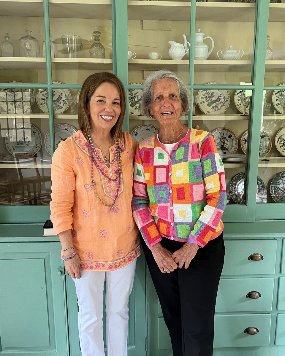marthahallkelly's tweet photo. It was lovely seeing Caroline's cousin, Lisa, at the Bellamy-Feriday House recently! She's been such a loyal supporter and comes to every event. I love that we got to take our pic in front of Caroline’s hutch where her china is displayed. Do you see the resemblance to her cousin? https://t.co/13EQuhsFeA