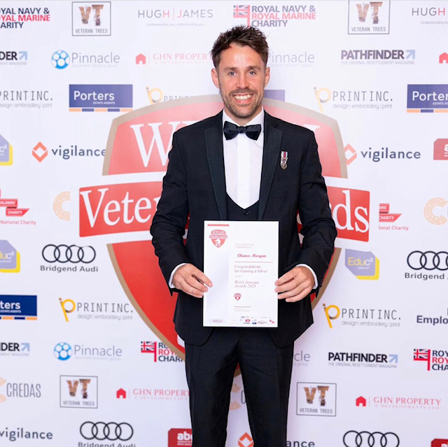 Congratulations to our Veterans Mentor, who scooped a silver award for Welsh Role Model of the Year at Welsh #VeteransAwards! 
Great recognition for his work ensuring the best opportunities & care for veterans  #military #wales #rbl @ArmyInWales @AwardsVeterans @VeteransGovUK