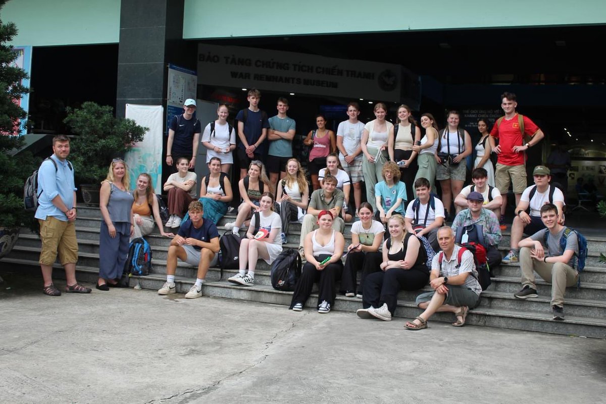 ExmouthCollege's tweet photo. More amazing pictures from our trip to Vietnam ๐ป๐ณ a wonderful opportunity for everyone involved. #collegetrips https://t.co/GqloFTTA3O