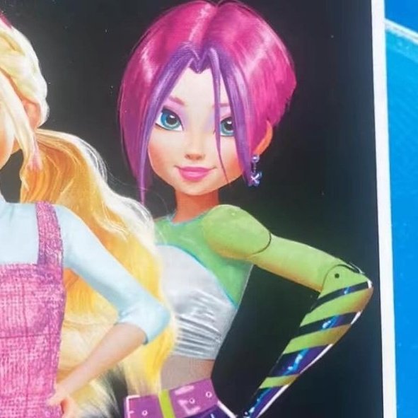 autxtismo's tweet photo. além de ser a cota lésbica de cabelo colorido ela agora também é pcd nois ama a miss minoria https://t.co/uC1ApbB2WN