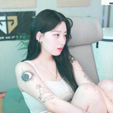 dam_bbi's tweet photo. #새프로필사진 https://t.co/FQtfS3GGQk