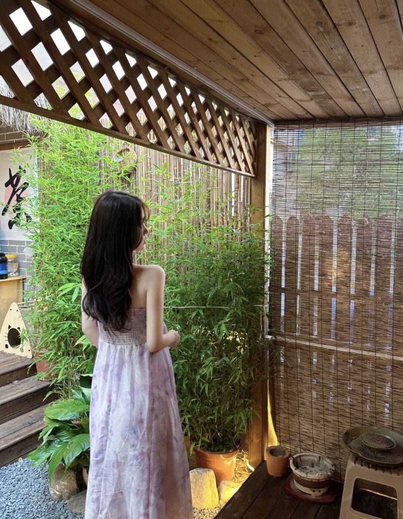 min35261's tweet photo. 有人想把我闺蜜带走吗？#陕西 #西安 #渭南 #宝鸡  #美女 #性感 #反差 #熟女 #日常 #女王s #SM https://t.co/BoqzGFHYrB