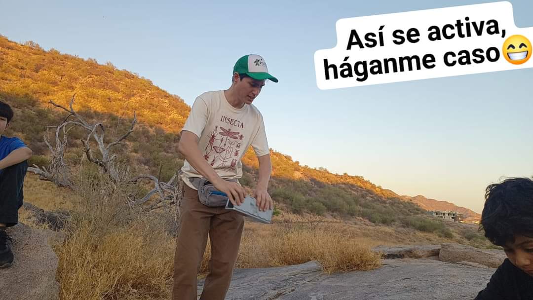 NaturalmenteDiv's tweet photo. "práctica de campo" en el cerro Johnson con Ricardo Félix de @EcograndeAC , les enseñó a los niños sobre que son las trampas Sherman y como se utilizan. Una tarde muy divertida e interesante. ACLARACIÓN: fue simulación, no se atrapó a ningún animalito. https://t.co/P6H3UOQ09z