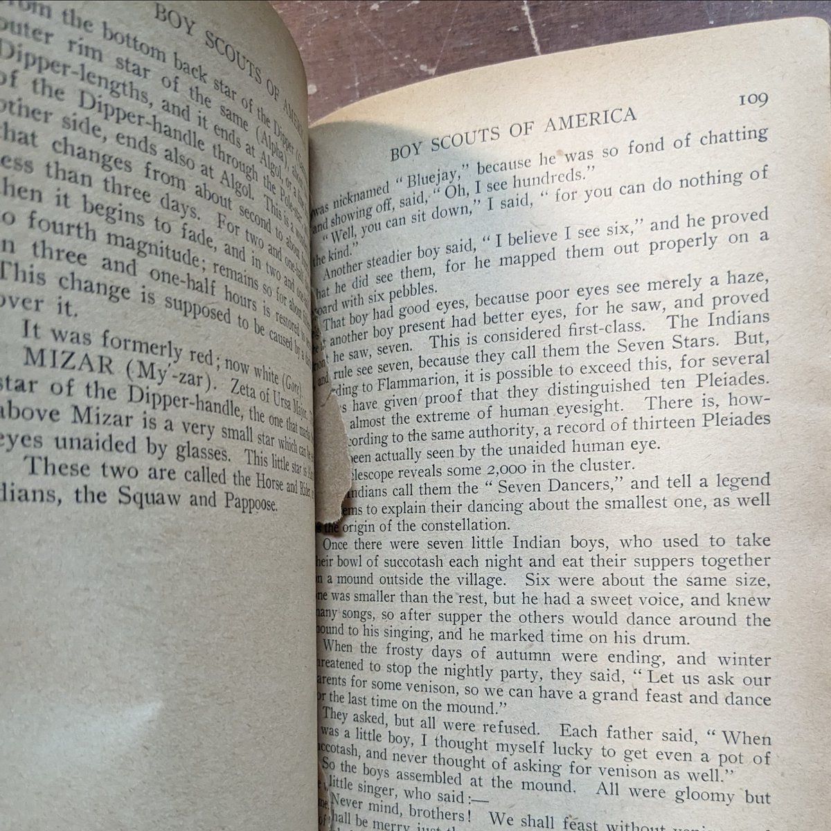 JuliasCoffee's tweet photo. Calling all scouts to discover this gem from the past: the 8th edition of the official Boy Scouts handbook from 1910! This book is in pretty good condition considering it has probably been on its fair share of adventures. It is missing one page, but *only* one page. Scouts honor! https://t.co/V1hRdI0Eo5