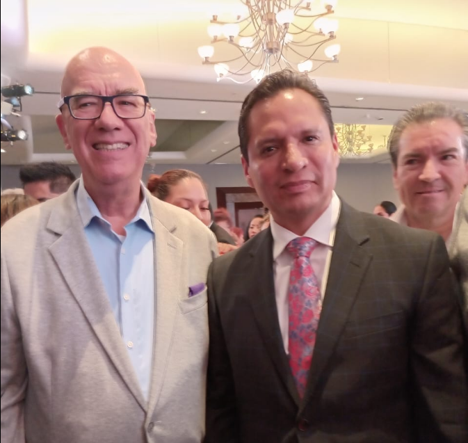 OtrosDatostlx's tweet photo. #Tlaxcala 📍 El director de la #Fundación a Favor de México, Luis Antonio Herrera, fue invitado a participar en el arranque del proyecto #ColectivoporMéxico, una iniciativa ciudadana impulsada por el senador @DanteDelgado.

🔎#OtrosDatos👇
https://t.co/2ibyTGVeJA https://t.co/xHFPw0Ka8r