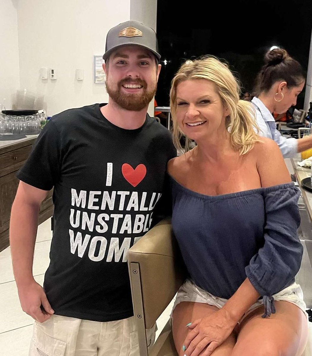 Trending Hard Shirts tweet media