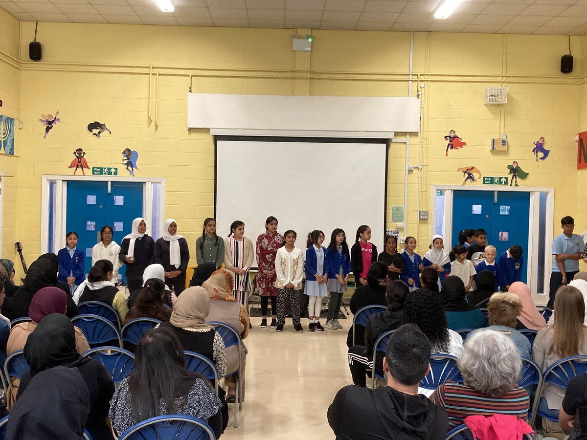 STPHILIPSCE's tweet photo. Fantastic turn out from parents for our end of year Music Concert. The children were amazing! @BradfordMusic1 @musicmarkuk @WeAreBDAT #music https://t.co/25TyXSZ98D