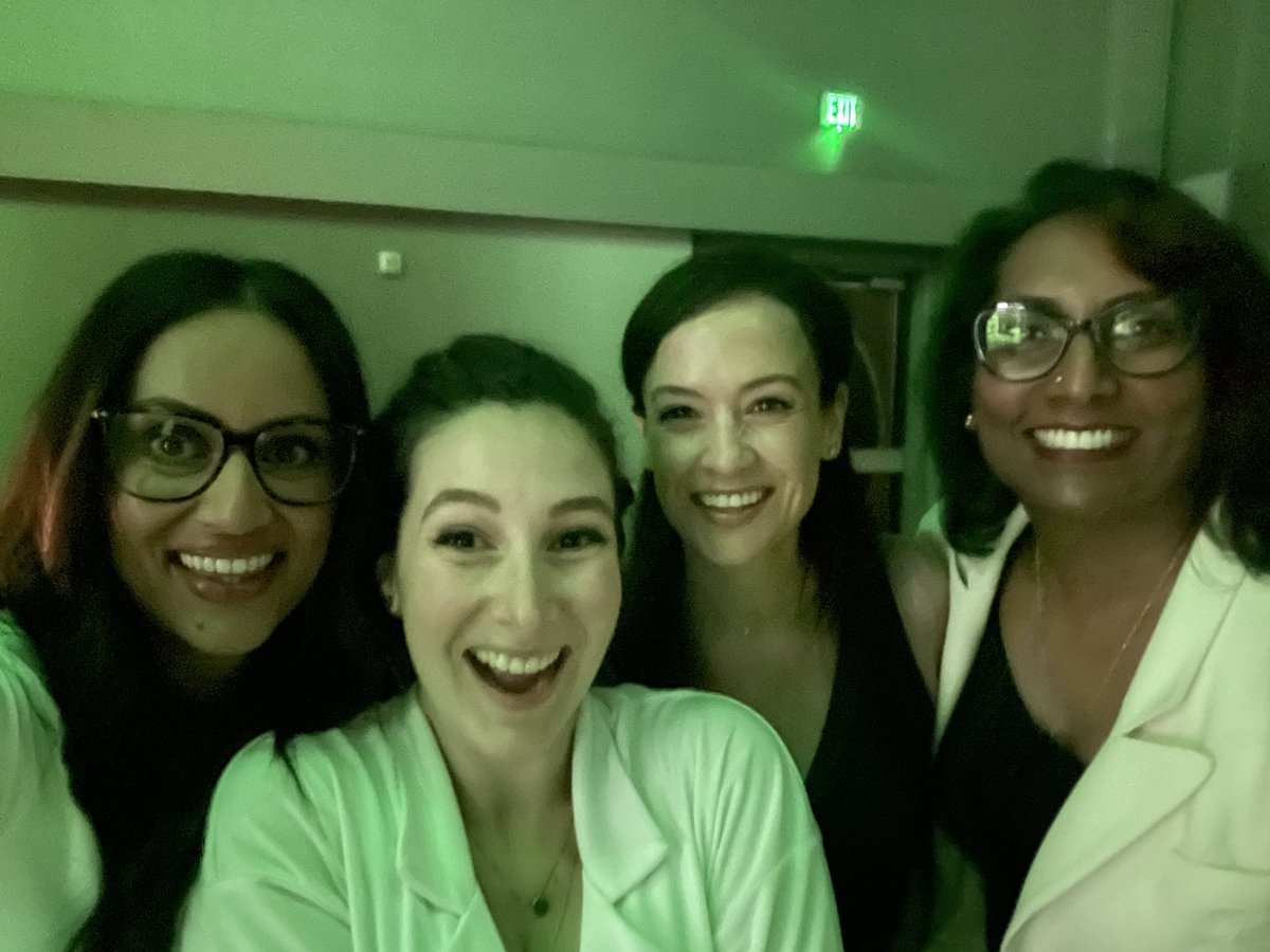 Getting mic’ed up and excited backstage for Solutions Spotlight at #d2lfusion ! #mylearningmoment #edtech