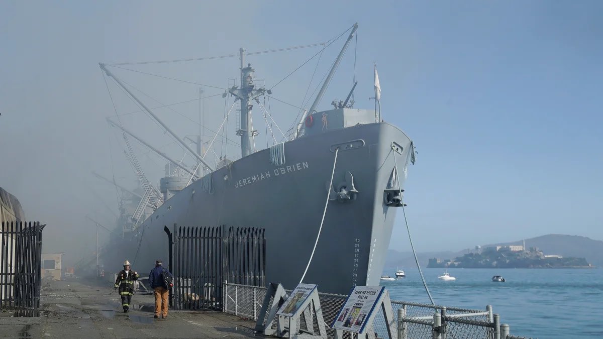 A lovely picture of the SS Jeremiah O'Brien the reason why there is a firefighter next to her. On Saturday, May 23, 2020, there was a fire at Pier 45 in San Francisco, which destroyed a warehouse adjacent to the ship. Fortunately, the ship remained unharmed. https://t.co/6Te1r4zi3T