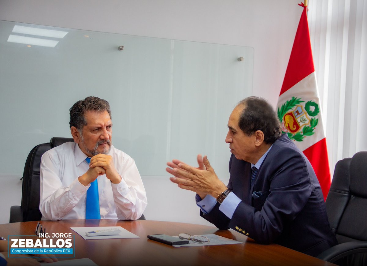 JZeballosAponte's tweet photo. #SemanaDeRepresentación | Sostuve una fructífera reunión con el Dr. Luis Rubio, Presidente del Consejo Directivo de #SISOL, donde abordamos el acceso a la salud para los peruanos residentes en el exterior y sus familiares, cuando se encuentren en territorio nacional. https://t.co/20zZdNV5GL