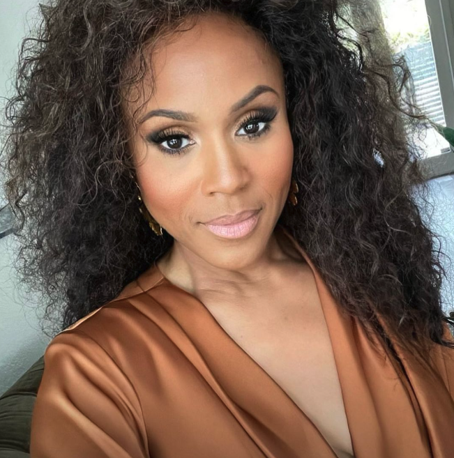 RatedRnB's tweet photo. Happy Birthday to @Deborah_Cox! 🎉💜

What are 3⃣ of your favorite songs by Deborah Cox? https://t.co/UNFrYqmq27