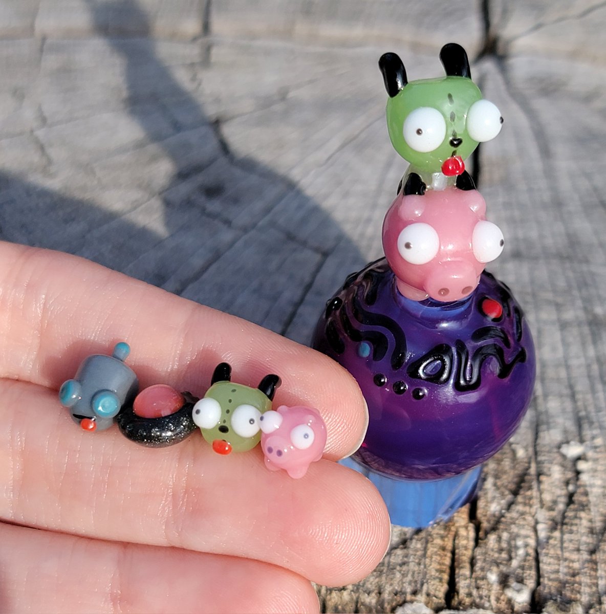 DeMatteo_Art's tweet photo. #invaderzim #spinnercap #terppearls #gir #ufo #piggy #dabs #boro #Heady #headyglass #artistsoftwitter #handmade #mini #miniature #fanart #robotgir #dogsuitgir https://t.co/w7EJjTndEd