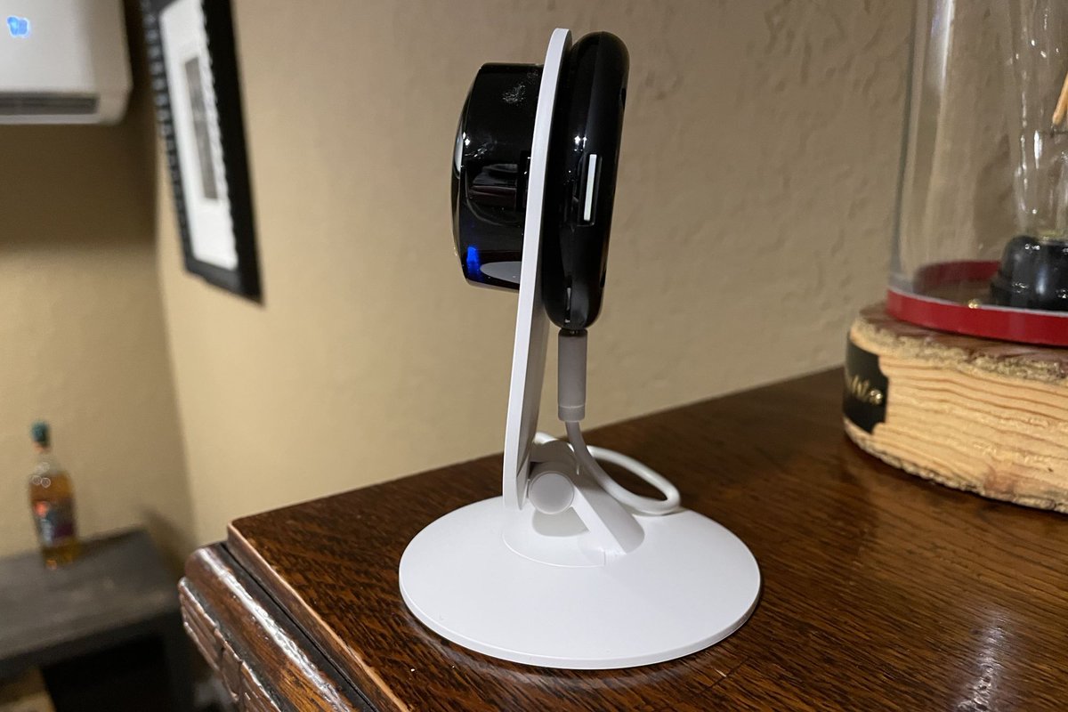 BardossasRE's tweet photo. See what makes this smart camera a good fit for a lot of homes. #electronics #techsavvy  https://t.co/YWiXl18Qt0 https://t.co/EJJ79wtuF2