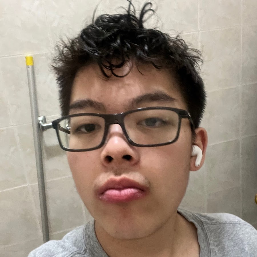 FreeLabHQ's tweet image. Client @fsasianjeff was unfortunately hacked on all social media platforms, and we are taking significant steps to recover them. In the midst of this chaos, we quickly produced a video that did 70k in 24 hours and surpassed 100,000 Subscribers! 

🔗youtube.com/@realasianjeff/