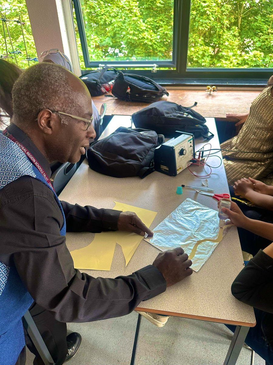 ScienceHolyhead's tweet image. Students across all years producing some creative electric maze games. Applying what they have learnt throughout the year over enrichment week. @holyhead_school #enrichmentweek #KASE #CRST