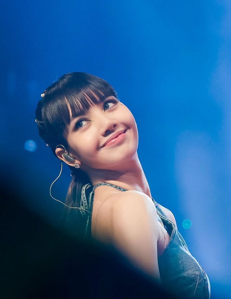 lalalamahi__'s tweet photo. #ALWAYSWITHYOULISA https://t.co/GKx0w9zOLj
