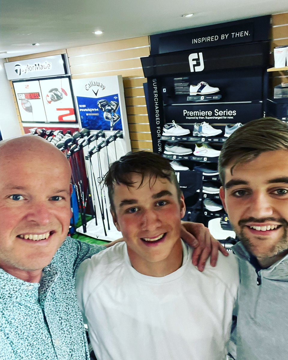 @wearescottishgolf Boys Champion Yannick Beelie wanted a selfie with the Porty Pros. Incredible golf from a lovely young man who did @swiss_golf proud. Congratulations and @ewanbrown_pgc and I look forward to following your future career #baller #class #portlethengolfclub