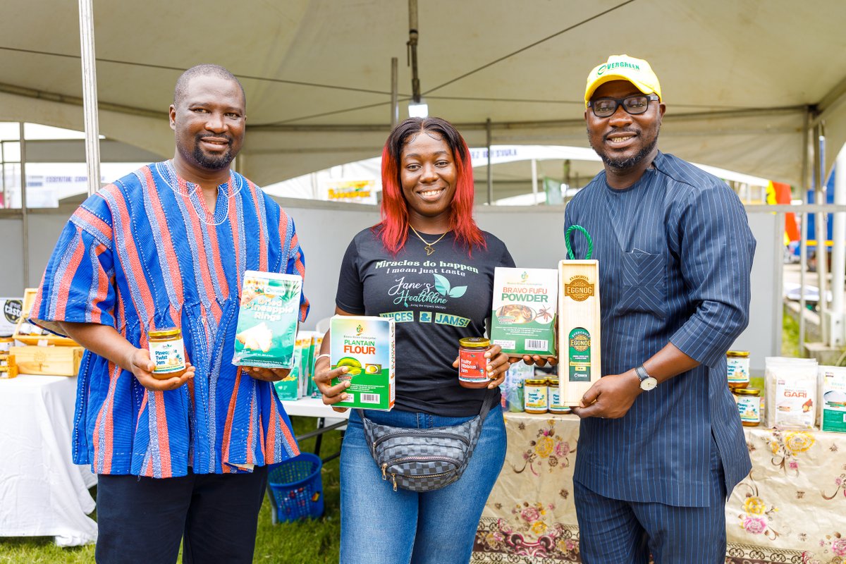 LiberiaGrow's tweet photo. “The feedbacks were super excellent ranging from the product's taste to the packaging of products and networking with other  #WestAfrica #MSMEs willing to collaborate with 🇱🇷startups to take advantage of #export. Thank you #GROW2” – Mary Jane of #JaneHealthLine 

#SDGs #UNIDO https://t.co/6pfELyS0UK