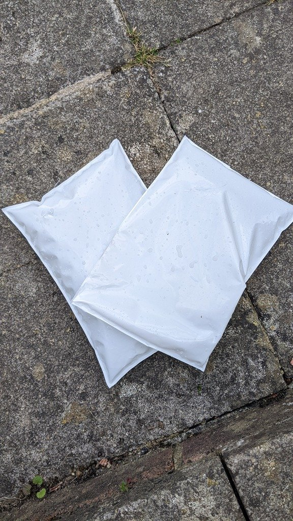OFFER: Reusable ice packs (west side of Horsham) ilovefreegle.org/message/100810…
