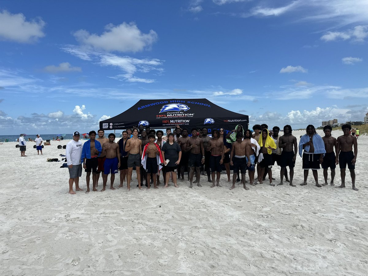 Hawks taking of Clearwater beach this morning competing and having fun ☀️🌊🏖️