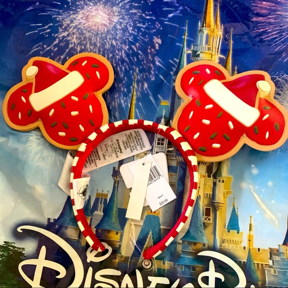 beautysweeps's tweet photo. So good I had to share! Check out all the items I'm loving on @Poshmarkapp #poshmark #fashion #style #shopmycloset #chicos #disney #vionic: https://t.co/PTeDZSKfgK https://t.co/kB97yS4Ejw