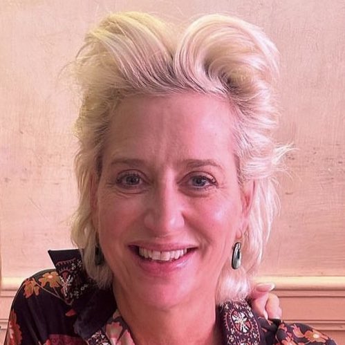 Me: “Don’t post the pic if I look drunk” 

My friend: “You look fine”

Me in the pic: