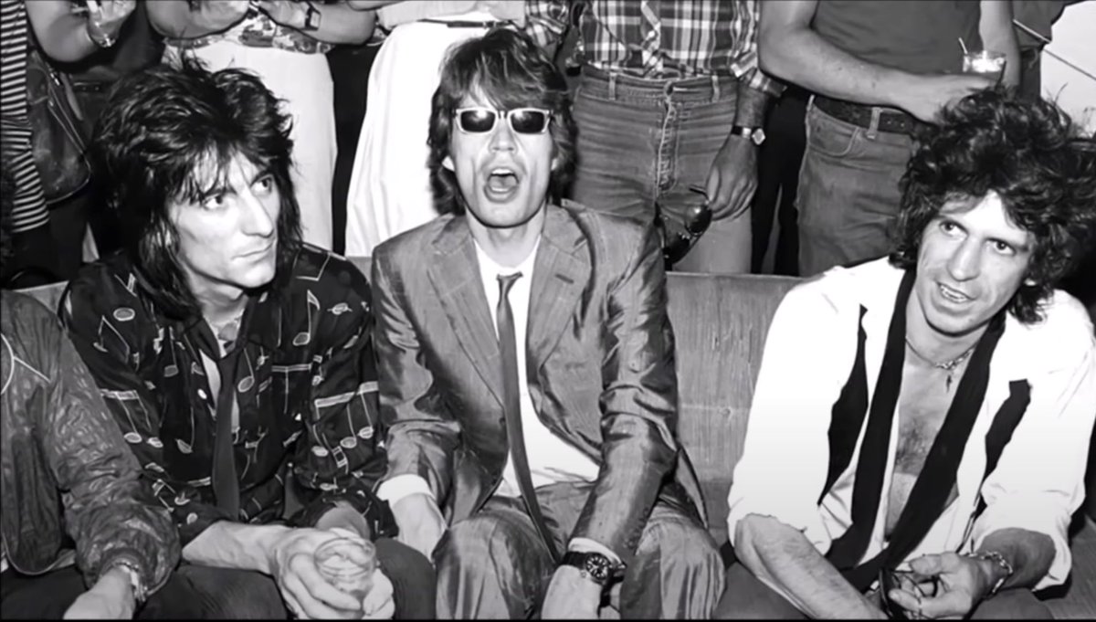 Brick715's tweet image. #Respectable
Well now you're a pillar of society
You don't worry about the things that you used to be
You're a rag-trade girl, you're the queen of porn
You're the easiest lay on the White House lawn
Get out of my life, don't come back
Get out of my life, don't come back