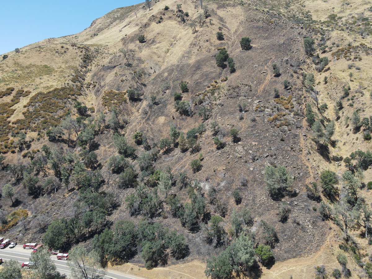 CALFIRELNU's tweet photo. #MiddleFire FINAL: The fire is 100 percent contained. Better mapping shows final acreage is 23.1.ย We greatly appreciate all the cooperating agencies who assisted on this incident (1/2) โฌ๏ธ https://t.co/1Nvu1pu0bI