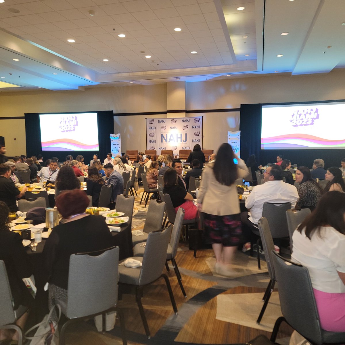 Wyn Win Communications tweet media