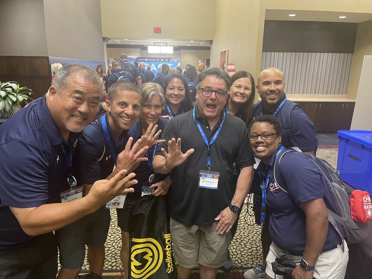 trentsuzuki's tweet photo. The Team 4 EnFOURcers appreciate David Berghash & @ShieldSportsUSA for informing us on the benefits of using their awesome equipment in a #QualityPhysEd program! #OTCStLouis @OPENPhysEd @bafish10 @PEtop5 @lporterPE @TiradoEileen @ramosjr02 @ShannonMaly #GuardiansofQualityPhysEd https://t.co/BYMsf43ClB
