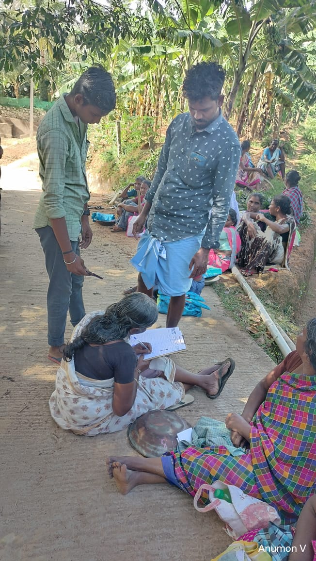 Dyfikanyakumari's tweet photo. போதைக்கு எதிரான கையெழுத்து இயக்கம் - அருமனை வட்டாரம் #saynotodrugs #sayyestolife #stopusingdrugs #drugfreeyouth #drugfreetamilnadu #fortamilnaduyouth #ஒருகோடிகையெழுத்து #கையெழுத்துஇயக்கம் #signaturemoment #dyfikanyakumari #dyfiarumanai #arumanai #dyfikk #joindyfi https://t.co/06wY0AQxMO