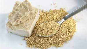 بحمد الله ، أحد الإخوة بعدما داوم على وصفة حبوب اللقاح والخميرة الغذائية لمدة ثدخمسة أيام زال عنه ألم الركب وكان إذا تربع وقام يشعر وكأنها تتمزق ركبه ، فاتصل بي يقول لي أن هذا الألم زال بالكلية ، ناهيك عن القدرة التحملية عنده أصبحت تيربو كما وصفها 🙂