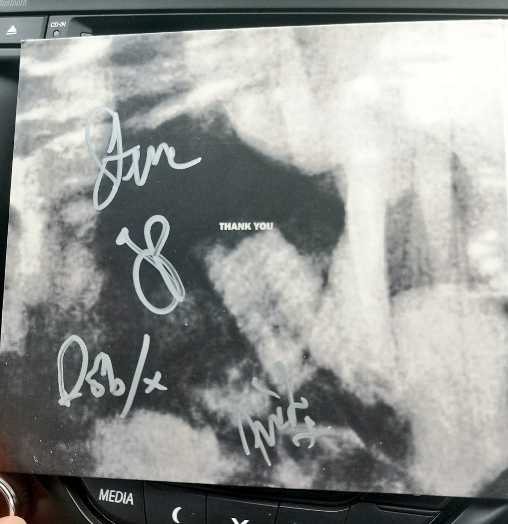 StevyK1973's tweet photo. Today's drop is the brilliant debut EP from one of my favourite new bands from the last 5 years or more. @victoriesatsea
#NowPlaying #InMemoryOf
#Cartunes https://t.co/rcx706GAta