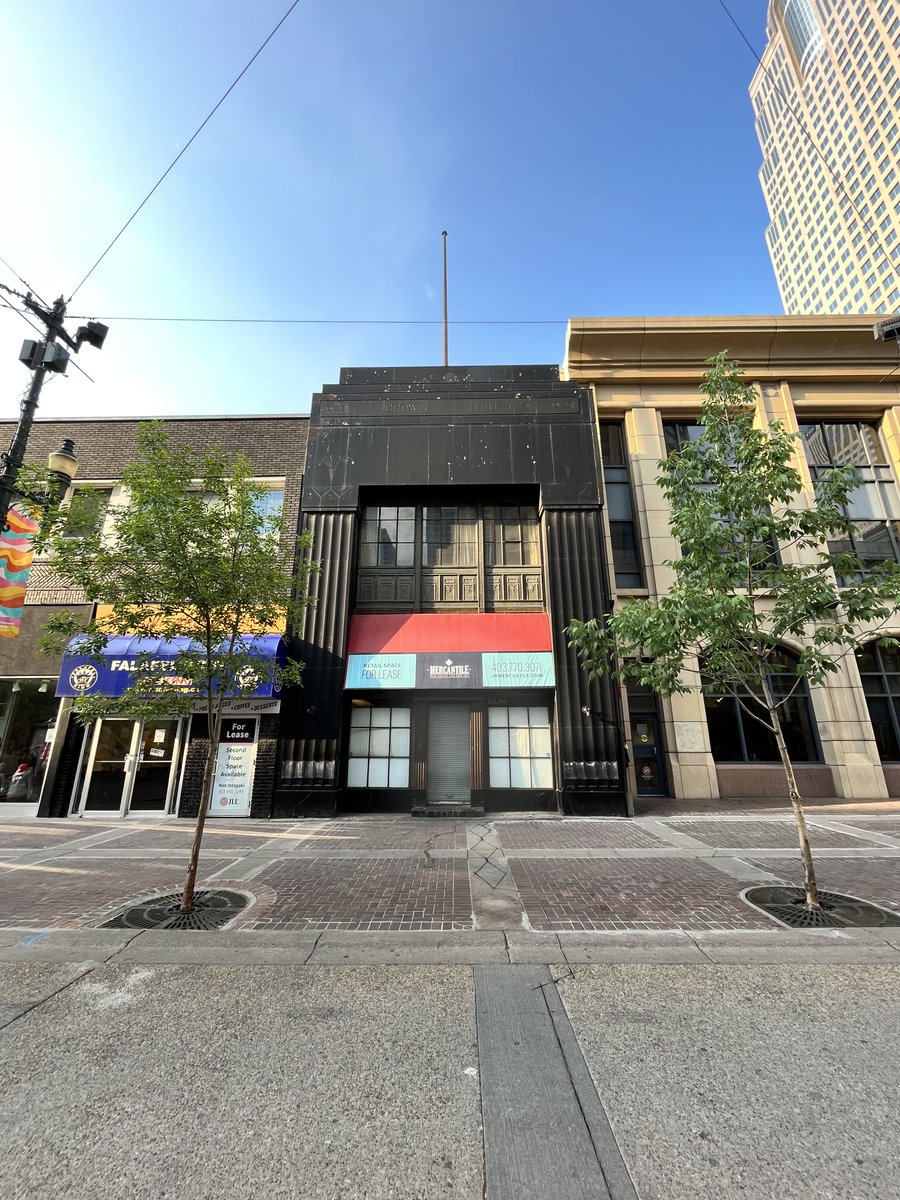 cityofcalgary's tweet photo. As you’re out #Stampeding, check out a unique location along Stephen Avenue that we’re featuring as our #tbt – The MacPherson Fruit Company building.
1/5 https://t.co/b6IWc0fF1B
