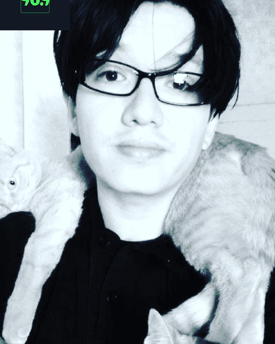 Hoy haremos interferencia radial en <a href="/Ibero909FM/">Ibero 90.9 FM</a> en el programa #tracker dónde presentaré mi último sencillo y el más doloroso de mi vida.
llamado "Un Recuerdo"