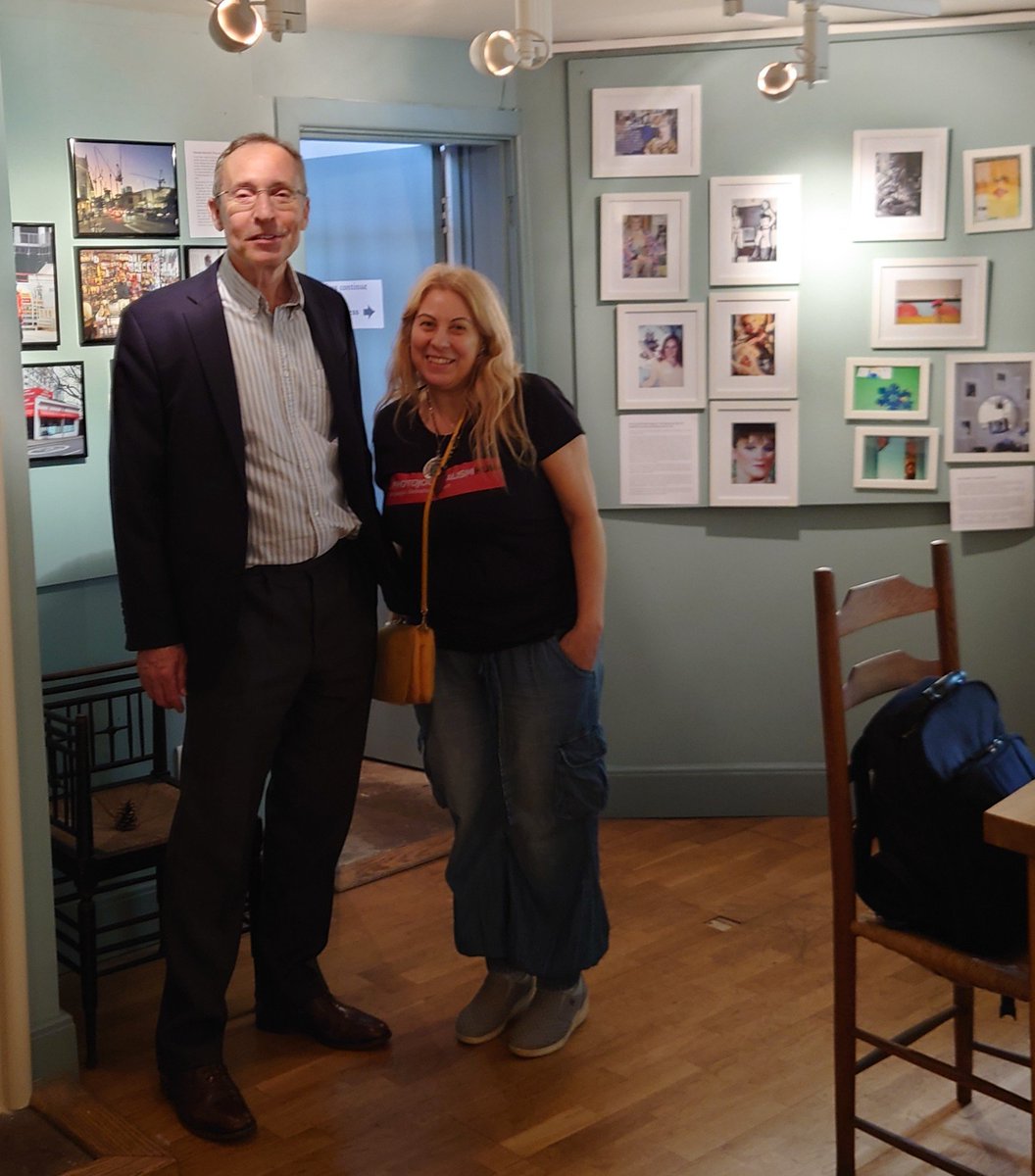 Visited the <a href="/PJ_Hub/">Photojournalism Hub</a> exhibition 'Me, and my Community' put on by <a href="/cinziadambrosi/">Cinzia D'Ambrosi</a> and her students at Kelmscott House <a href="/WmMorrisSocUK/">William Morris Soc</a>. Very personal photography of Hammersmith by local residents. Do go and see this weekend 2-5pm