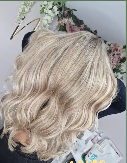 Fresh Hair 🥰 https://t.co/zEIDdl4Wxu