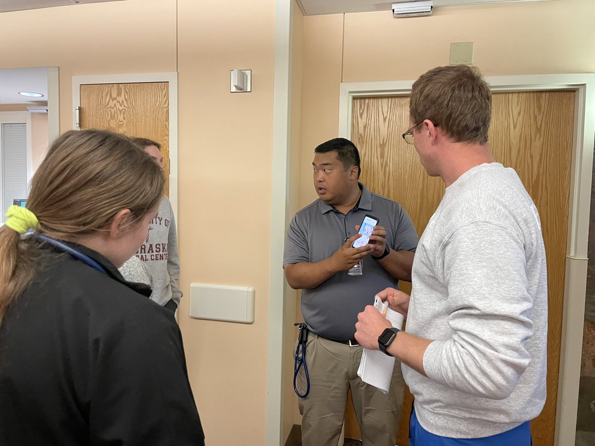 UNMCmedpeds's tweet photo. That feeling when your PHM fellow on your team is one of your grads! 🤓#medtwitter #phmfellowship #medpeds #mp4L @ChildrensPHM @UNMC_Pediatrics https://t.co/Ppadjom7Up