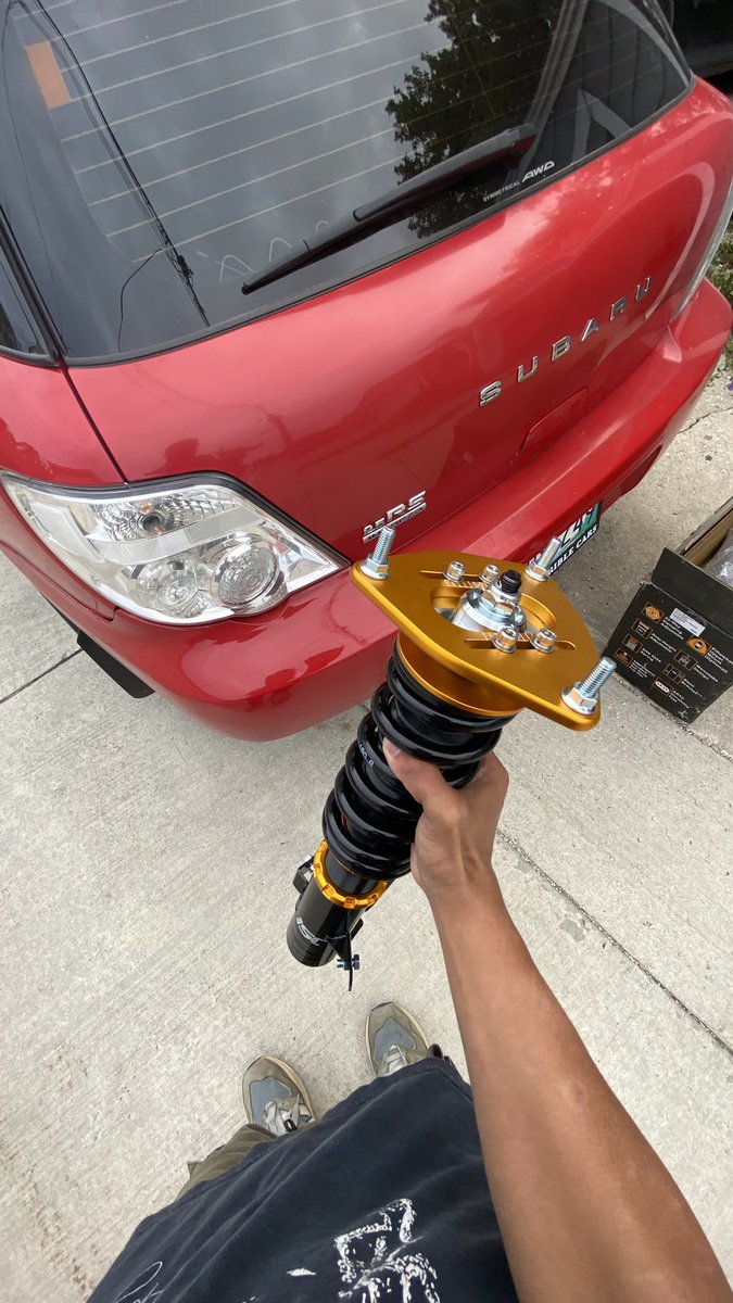 mopar_goob's tweet photo. ISC N1 coilovers for the goobaru 
(it deserves only the best) https://t.co/8JE62Uck5Y