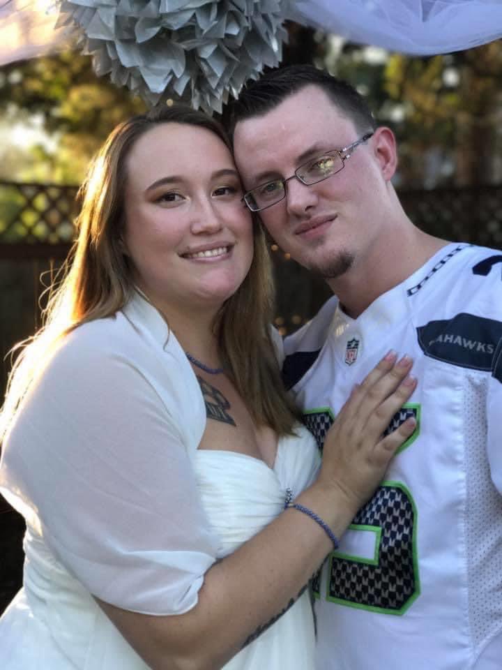 Nicol3Jessica's tweet photo. Happy wedding anniversary to my husband @ErikHylton . Love you so much. Can’t believe we’ve been married 6 years. Through any of the ups and downs I would always choose you and our family. Thank you for everything. I love you always and forever. Next is 9 yrs 7/31 https://t.co/kNtGvRxdhY