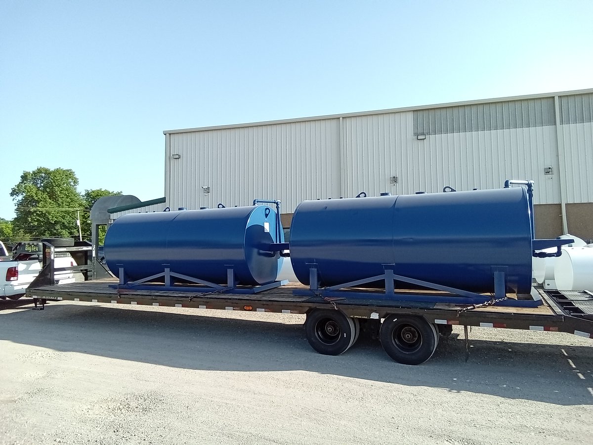 NewberryTanks's tweet photo. What a busy week! This #TankThursday, we look back at tanks shipped this week to Mississippi, Nevada, Alabama, Louisiana, Tennessee, New York, Pennsylvania, Minnesota, Texas and Massachusetts.
#OilandGas #Petroleum #LubeOil #Fireguard #Accessories #TurnkeyTanks https://t.co/98NqUCobyC