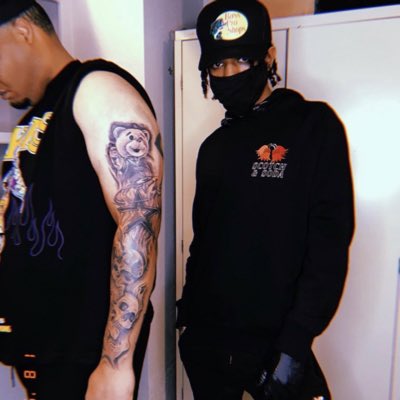 alclaymist's tweet photo. #NewProfilePic https://t.co/c2Wt5AG2dO